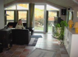 Wohnzimmer Ledercouchecke und Ofen